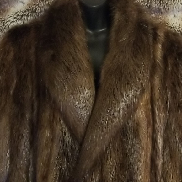Mink Coat - Picture 5 of 5